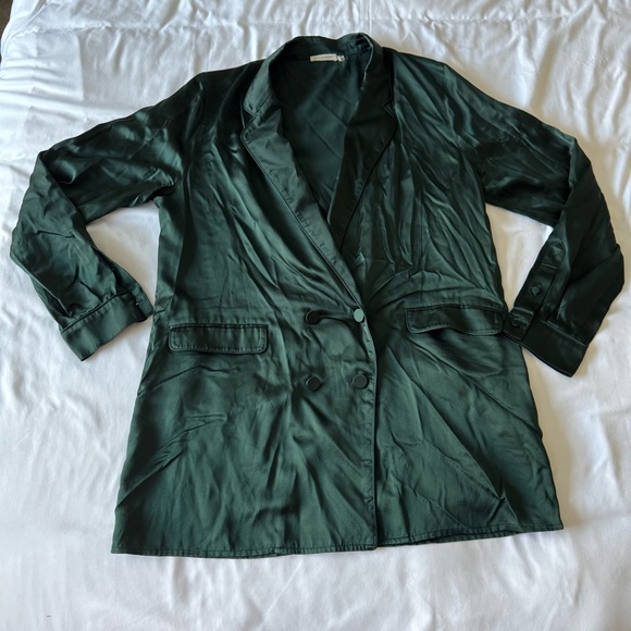 Silk Laundry Forest Green Relaxed Blazer - Picture 6 of 6
